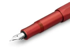Kaweco AL SPORT Füllhalter Deep Red 8 Kaweco AL SPORT Füllhalter Deep Red -Optimal Bürobedarf Geschäft Kaweco AL FP DeepRed Detail Front web s 1280x1280