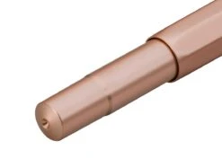 Kaweco AL SPORT Gel Roller Rosé Gold 10 Kaweco AL SPORT Gel Roller Rosé Gold -Optimal Bürobedarf Geschäft Kaweco AL FP closed RoseGold Detail Back web 1280x1280