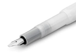 Kaweco KALLIGRAFIE SPORT Füllhalter Natural Coconut 18 Kaweco KALLIGRAFIE SPORT Füllhalter Natural Coconut -Optimal Bürobedarf Geschäft Kaweco Calligraphy FP 2 3 NatCoco Detail Front web s 1280x1280 1